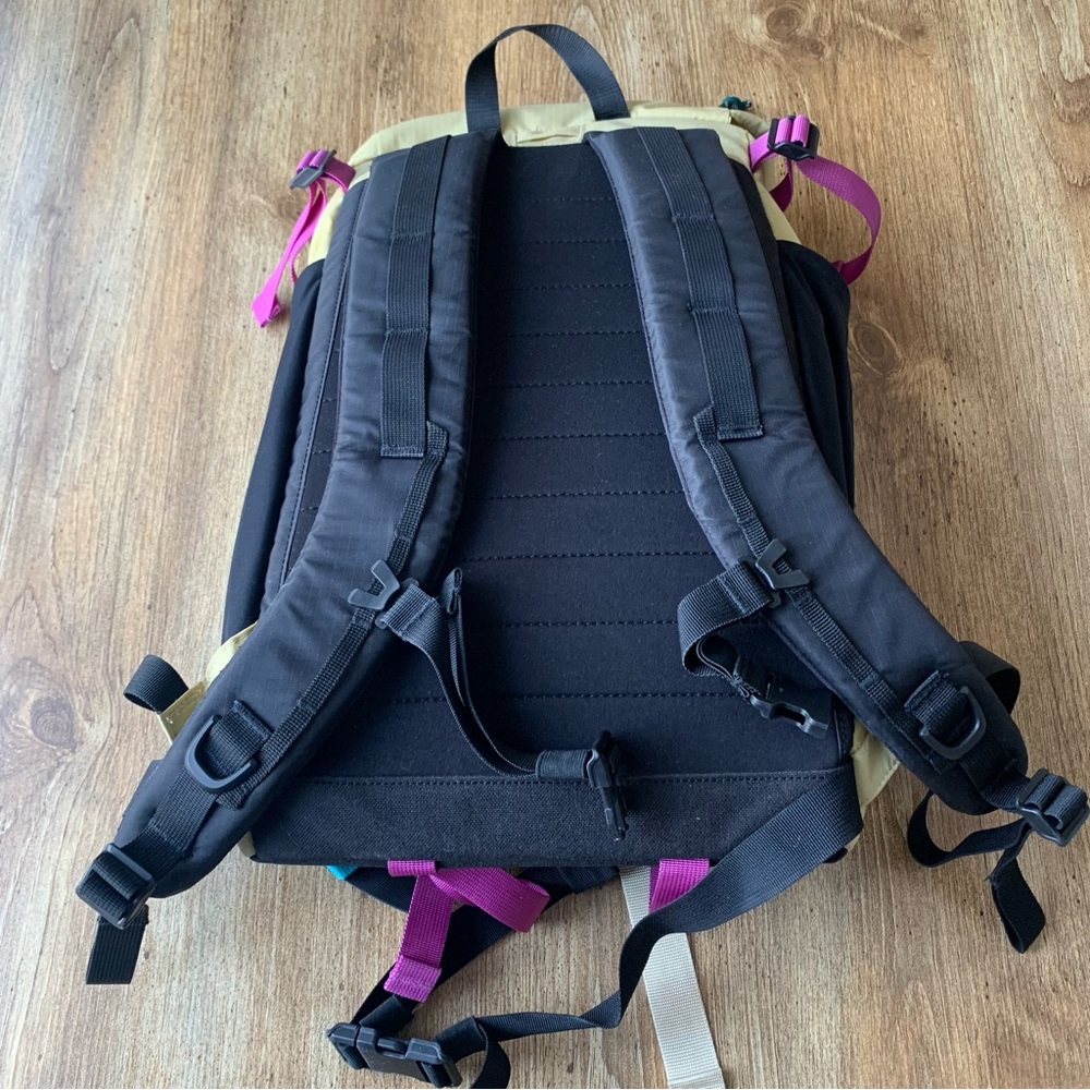 Topo Designs Mountain Pack Backpack 16L - Picture 2 of 9